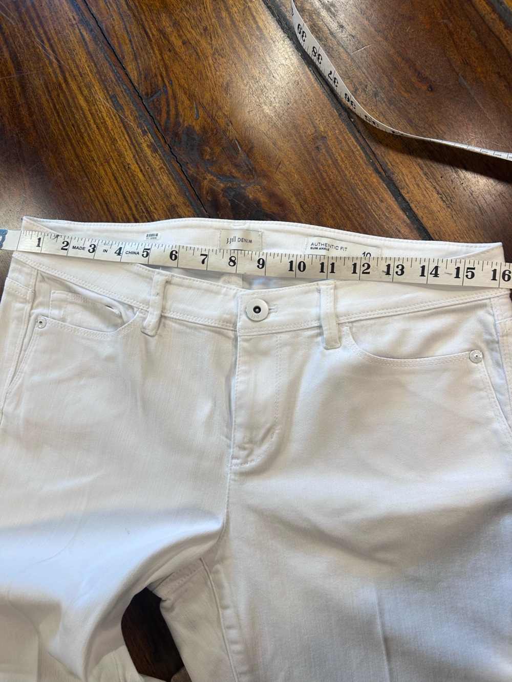 J. Jill authentic fit Slim Ankle Sz 10p in white; minimal, classic, effortless - Picture 7 of 8
